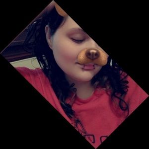 Meet your Posher, Nessa